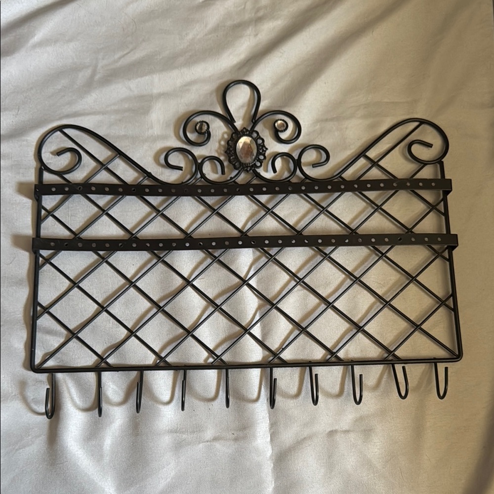 Elegant Black Metal jewelry Wall Organizer